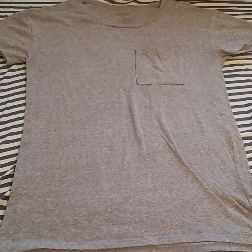 T- shirt